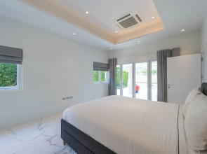 High-End Villa on Golf Course -BMG3, Hua Hin