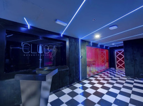 Отель Wescott Hotel