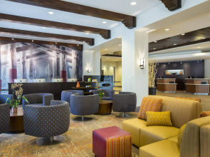 Courtyard by Marriott Anaheim Theme Park Entrance