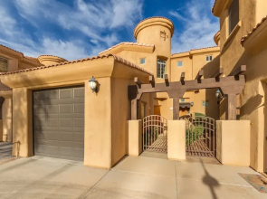 Pool's Open! Gorgeous Lake Front Condo Located Inside Toscana Lakeside Community! 2 Bedroom Condo by RedAwning