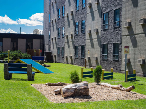Travelodge by Wyndham Edmonton West