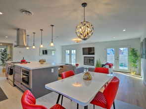 Oceanside Home w/ Patio & Grill, Walk to Beach!