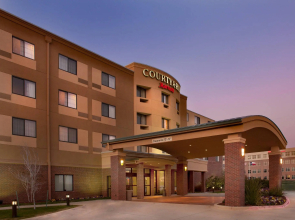 Courtyard Marriott Denton
