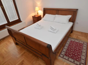 Mladenovic apartments
