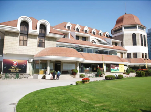 Tianjin Warner International Golf Club