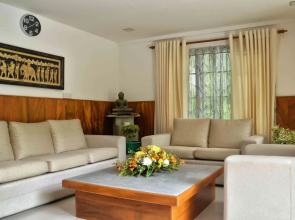 Kandy Dawson Bungalow