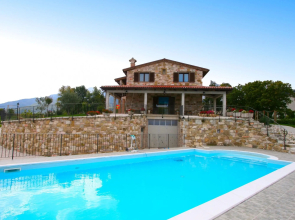 Timeless Villa in Cagli With Garden and Swimming Pool