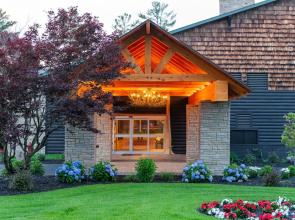 Lodge at Schroon Lake