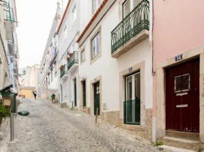 Castelo Picão Apartments