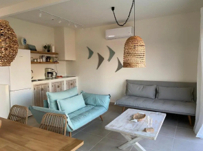 Deja blue villa 2