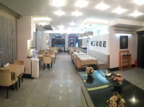 Hotel La Bella Soma
