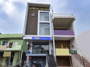 Fabhotel Madhav