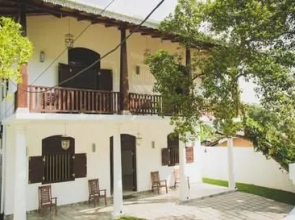 Villa Frangipani