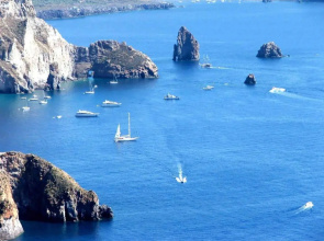 One bedroom appartement with sea view balcony and wifi at Pianoconte