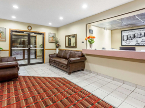 Super 8 By Wyndham Osage