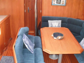 Crelis Sail & Relax