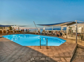 Sunset Beach Hotel