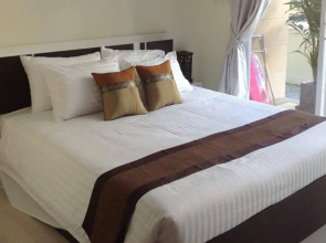 Wonderful Pool house at Kata