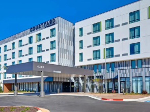 Courtyard by Marriott Bentonville Rogers Promenade