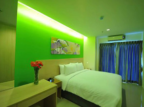 R-Con Hotel @ Siam