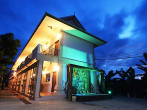 Montharntham Resort Ruknailuang