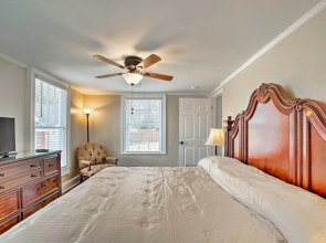 Cheery Cottage w/ Yard < 1 Mile to Marietta Square