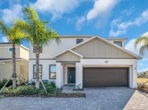 8BR Family Home With Private Pool Theatre Room