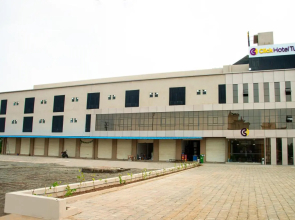 Click Hotel Tulsi