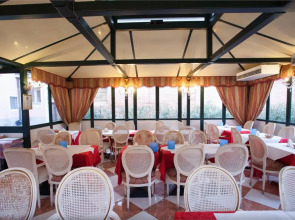 Отель Tre Archi