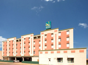 Quality Inn & Suites Waterloo-Ia (us)