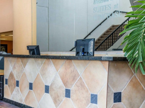 Sunchase Inn & Suites