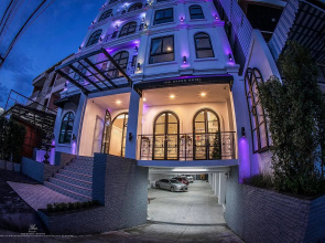 The Seens Hotel