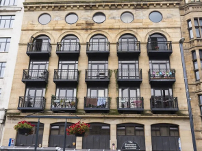 Victoria House Apartments