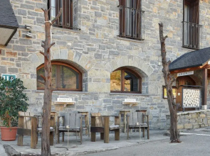 Aparthotel Tres Quiñones