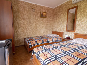 U Yudzhina Guest House