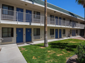Motel 6 Yuma, AZ - East