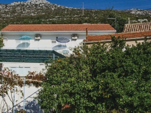 Awesome Home in Postup With Wifi and 5 Bedrooms