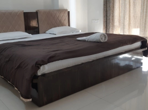 Arista Service Apartments Ghansoli