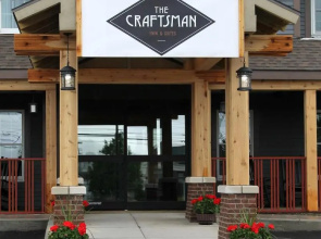 The Craftsman Inn & Suites