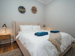 Noosa on Moseley - Close to Beach - Wifi - Nespresso