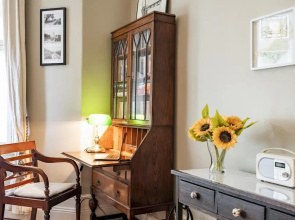 The Regency Studio 82cathedral