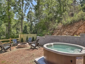 Pet-friendly Asheville Retreat w/ Hot Tub