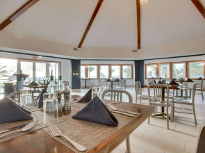 Costa Blu Beach Resort Trademark Collection