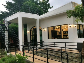 Arthit-Thai Orchard & Resort
