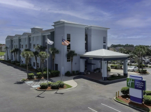Holiday Inn Express North Myrtle Beach - Little River by IHG