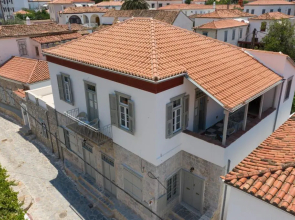 LIVIN HYDRA 2 -Luxury Apartments