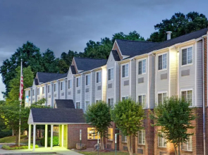 Microtel Inn & Suites by Wyndham Charlotte/University Place