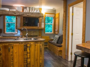 Surfs Inn Rainforest Cottages