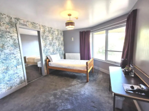 Lunan House