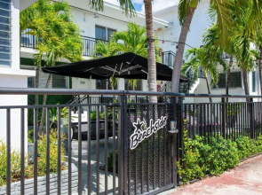 Beachside All Suites Hotel